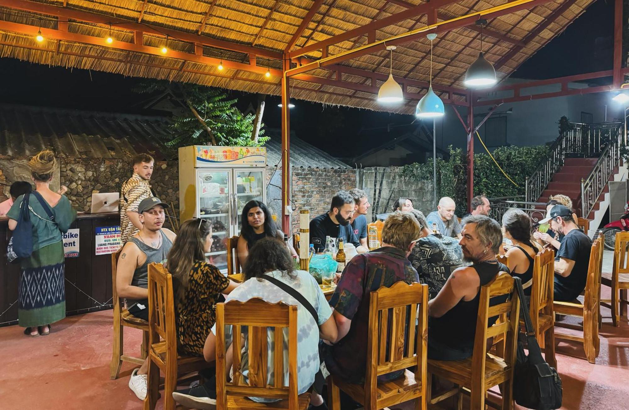 Sabai Sabai Backpackers Hostel Luang Prabang Ngoại thất bức ảnh
