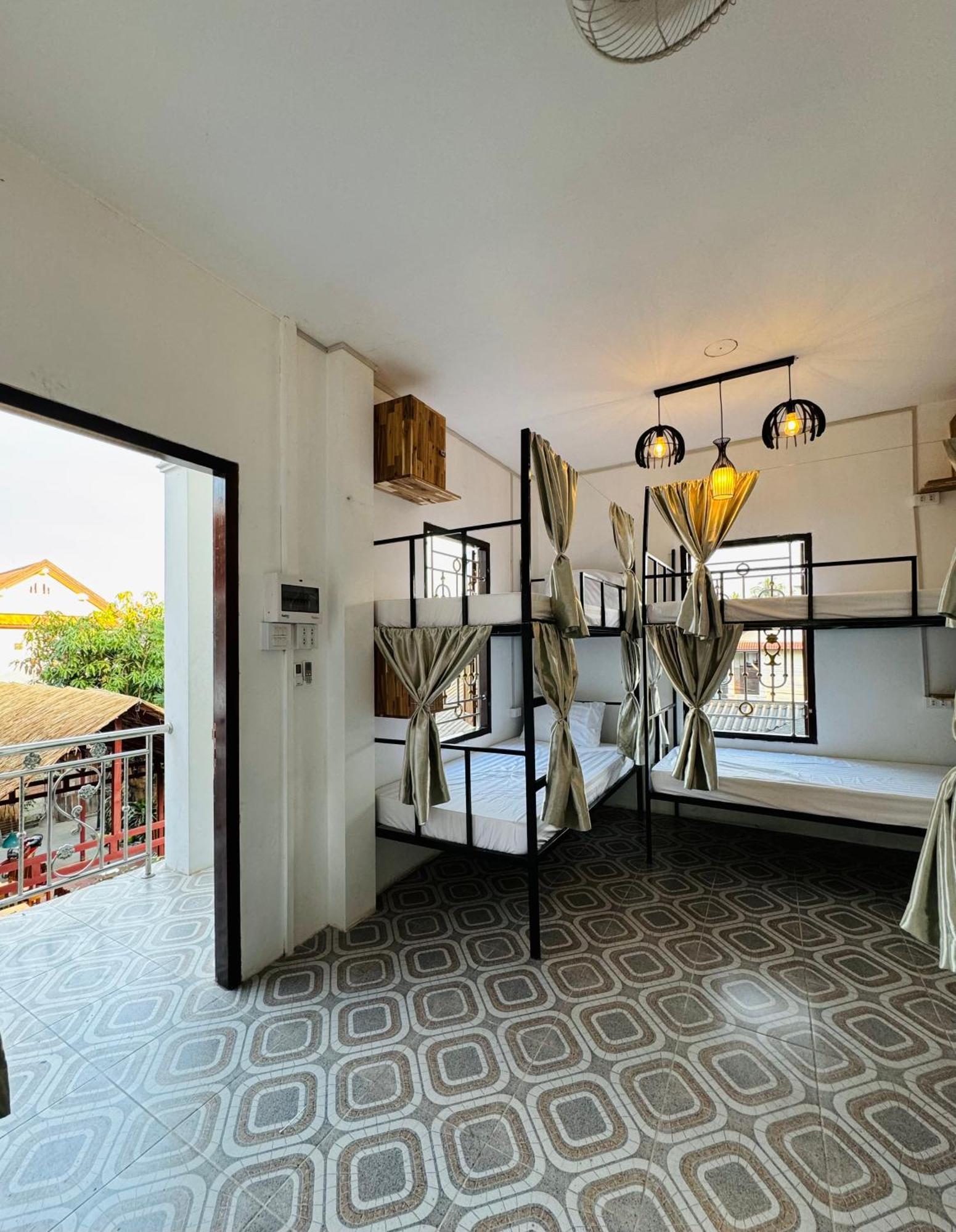 Sabai Sabai Backpackers Hostel Luang Prabang Ngoại thất bức ảnh