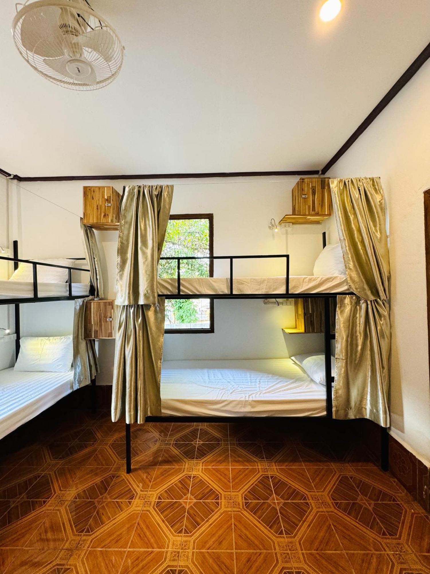 Sabai Sabai Backpackers Hostel Luang Prabang Ngoại thất bức ảnh