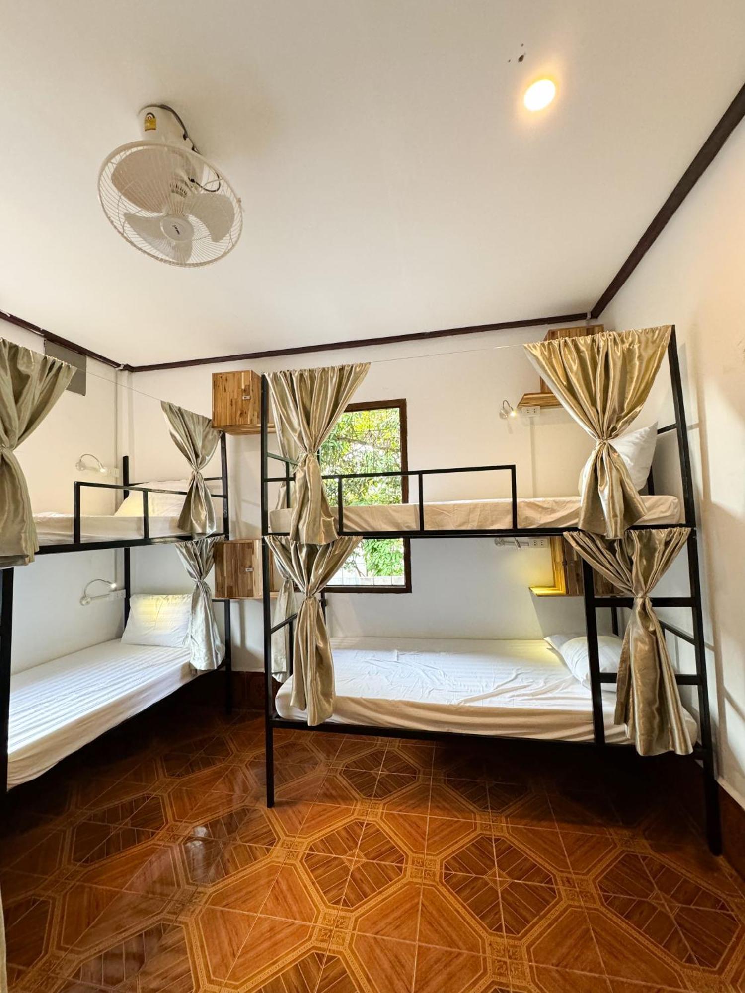 Sabai Sabai Backpackers Hostel Luang Prabang Ngoại thất bức ảnh
