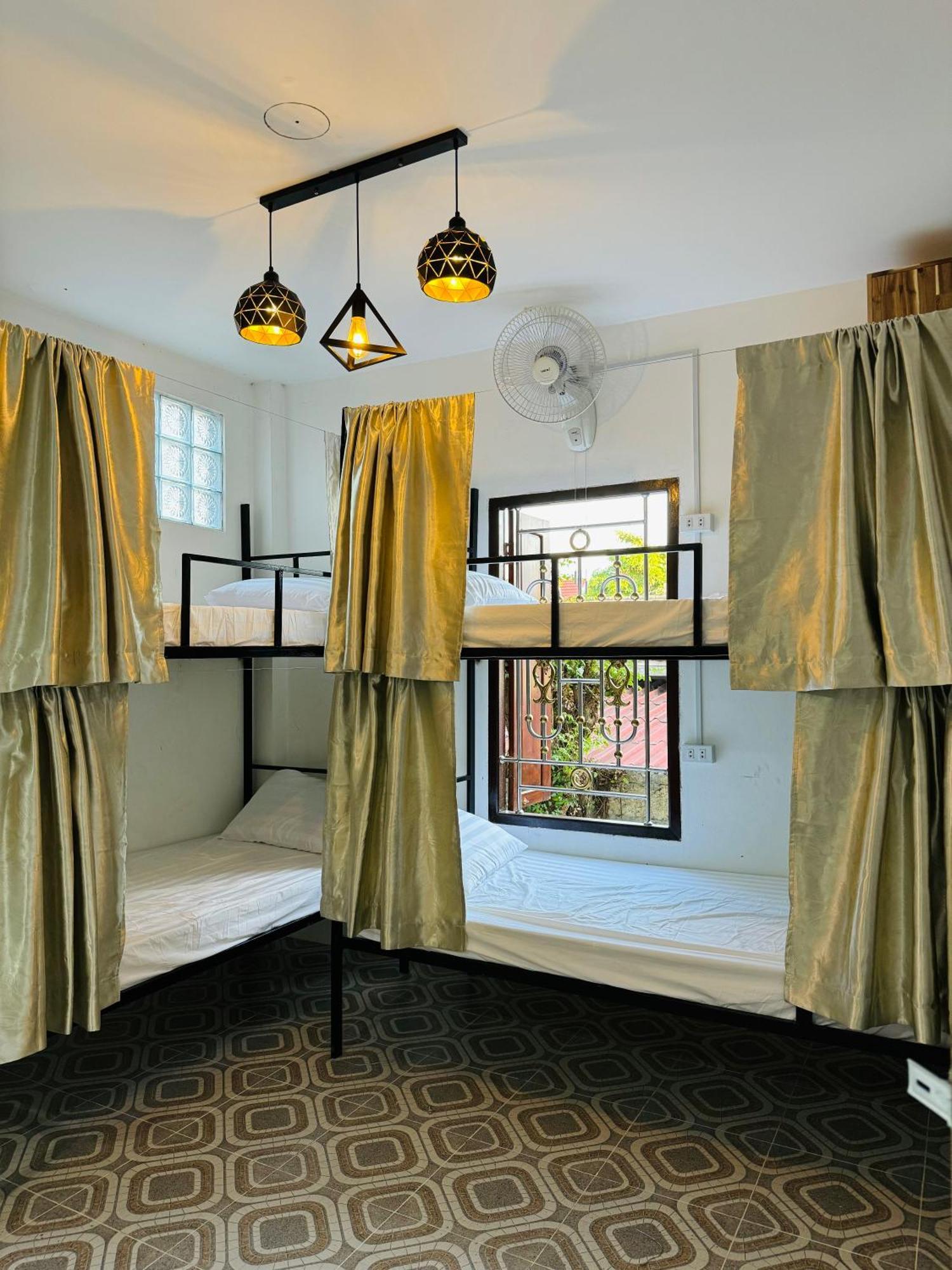 Sabai Sabai Backpackers Hostel Luang Prabang Ngoại thất bức ảnh